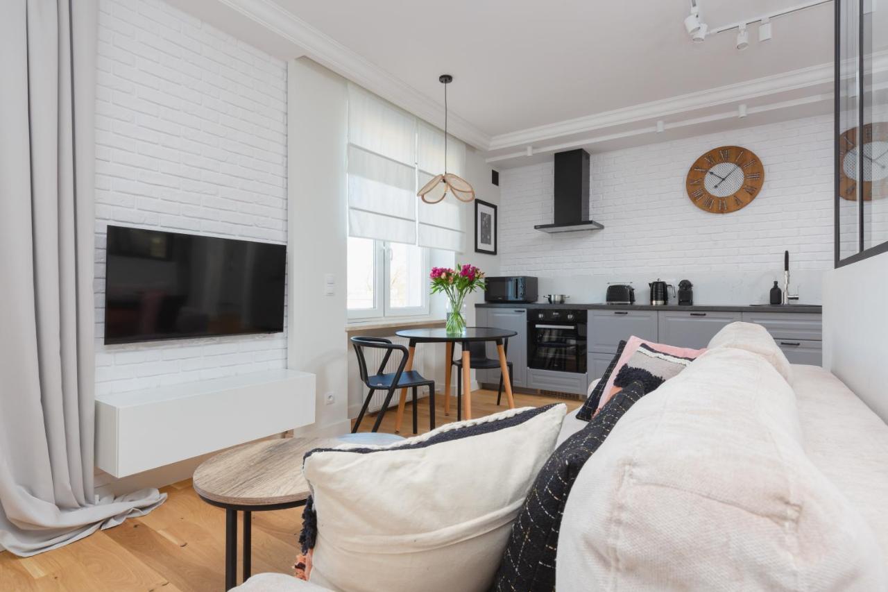 Apartment Bialobrzeska Warsaw Ochota By Renters Ngoại thất bức ảnh